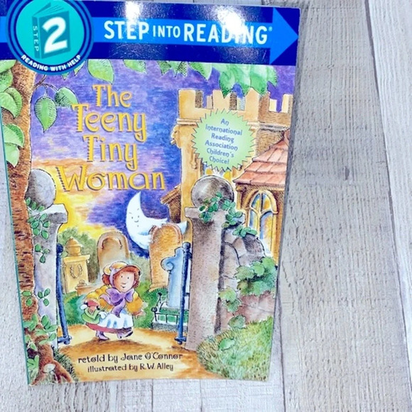 The Teeny tiny woman paperback book - Picture 2 of 13